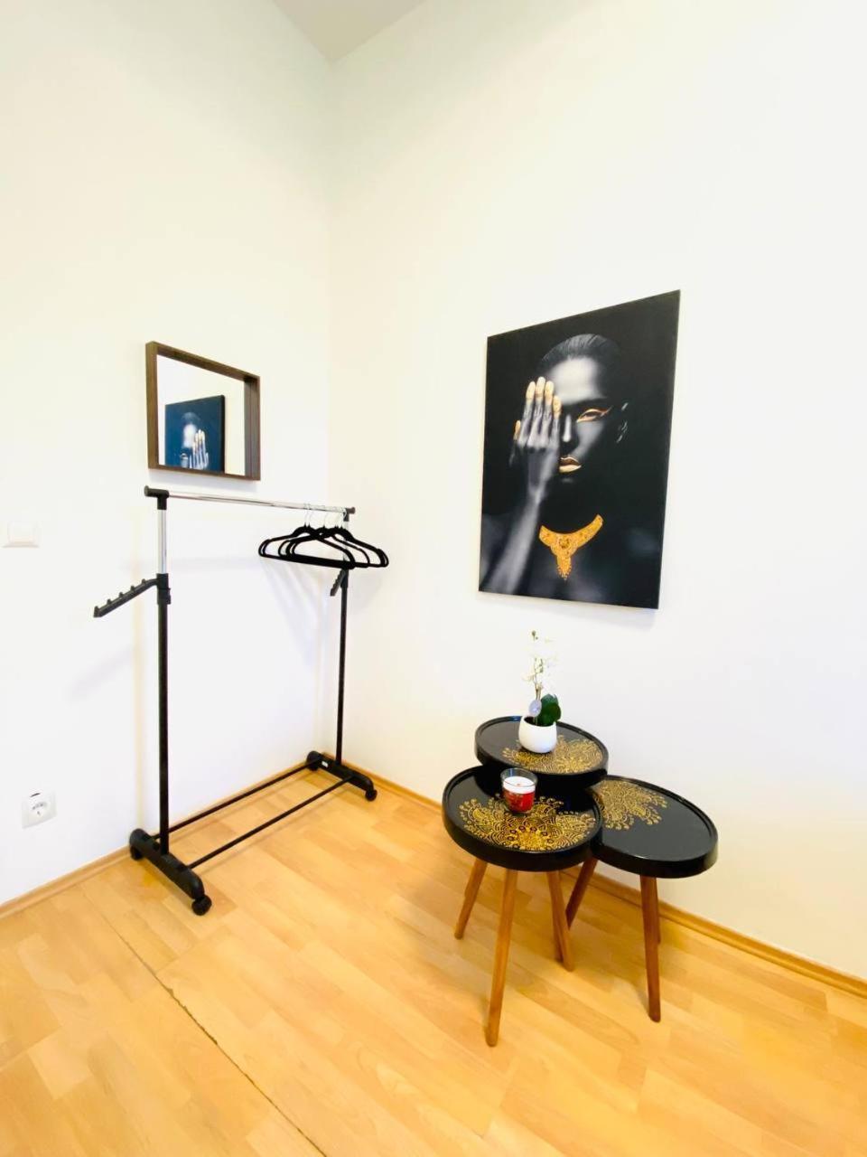 Comfortable Room In The 23Rd District Of Vienna Fr4 エクステリア 写真