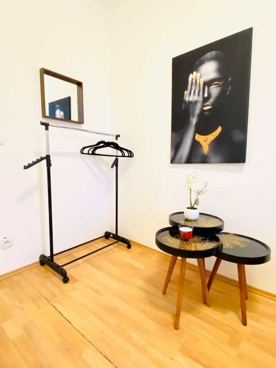Comfortable Room In The 23Rd District Of Vienna Fr4 エクステリア 写真
