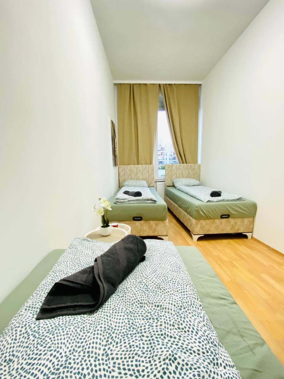 Comfortable Room In The 23Rd District Of Vienna Fr4 エクステリア 写真