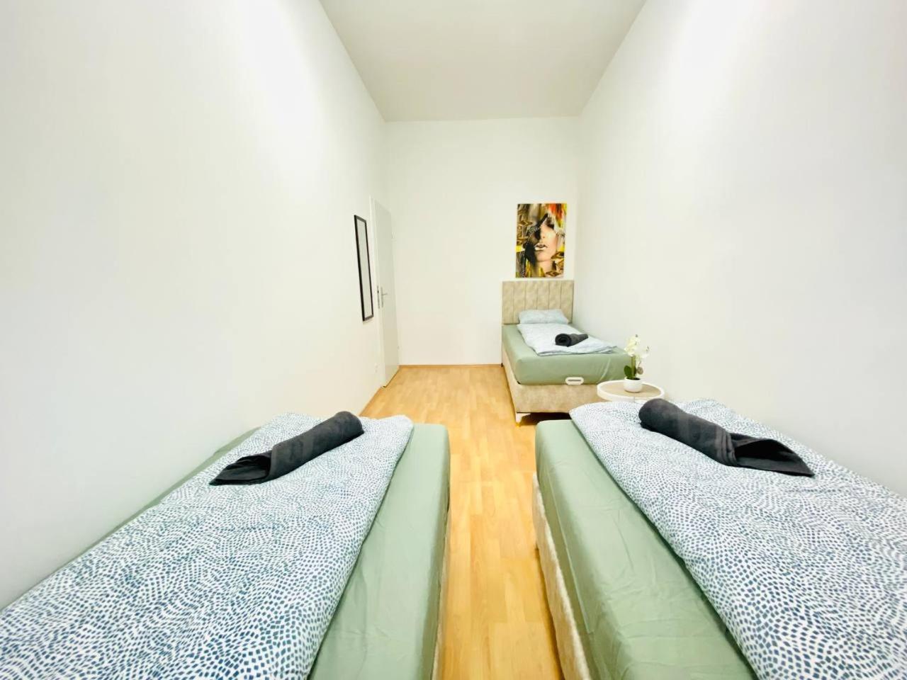 Comfortable Room In The 23Rd District Of Vienna Fr4 エクステリア 写真
